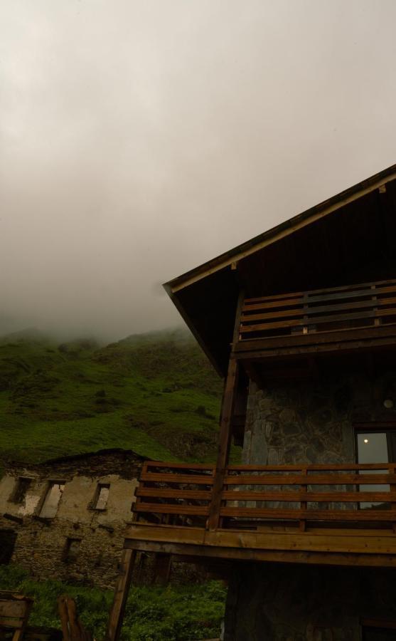 Gaul Gavkhe Hotel Ushguli Exterior foto